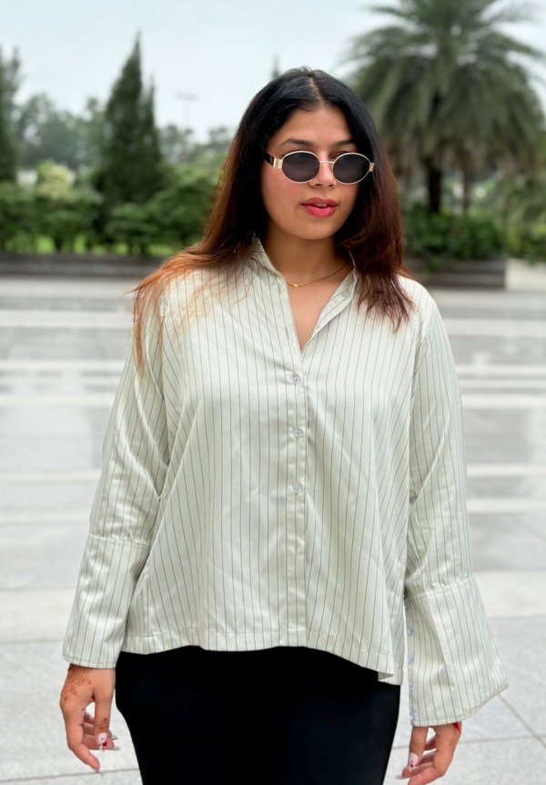 Sage split & Striped back- tie shirt